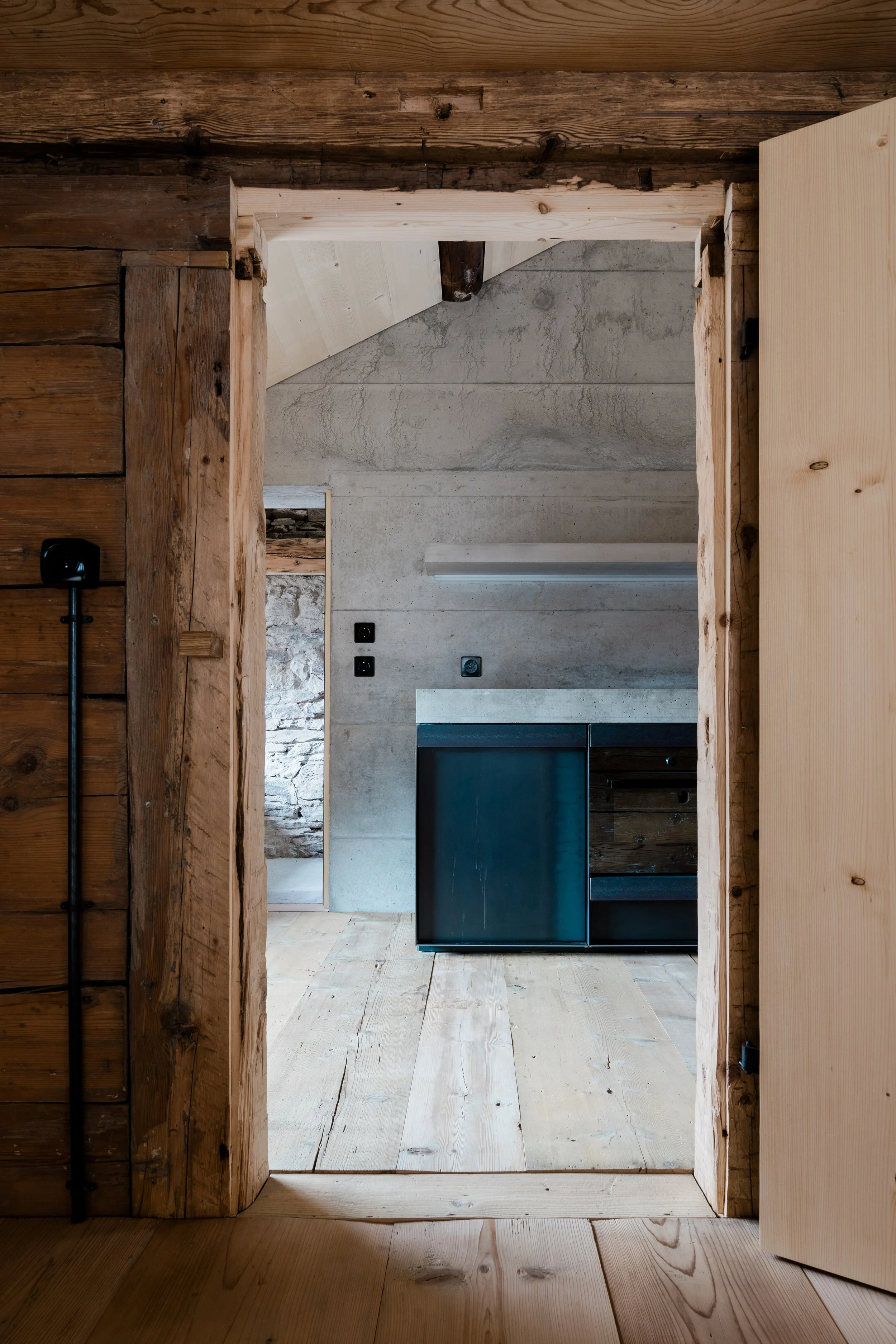 Baumann ＆ Baumann　Spiel Raume Outpost - Melmart Distributors Inc.